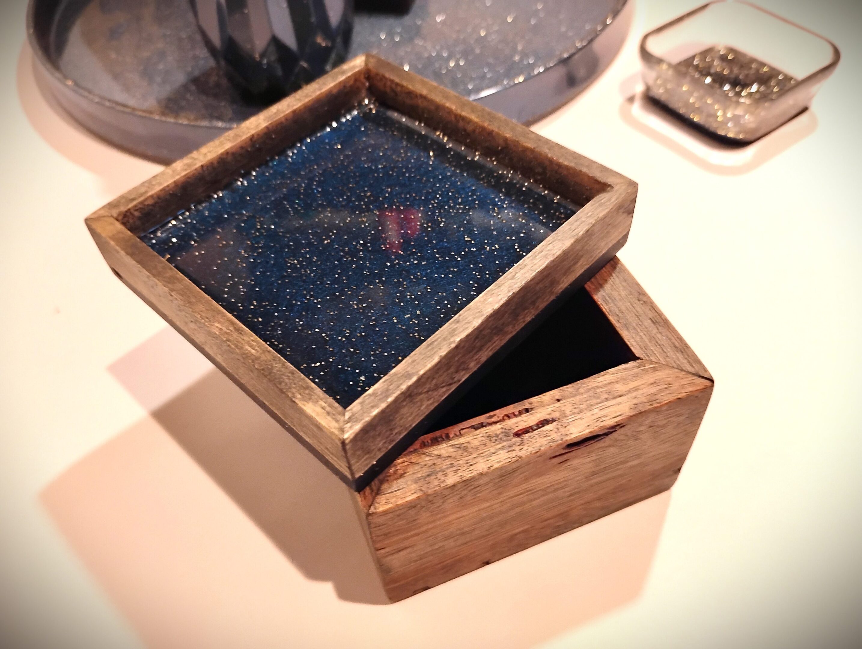 Small Bud Box
