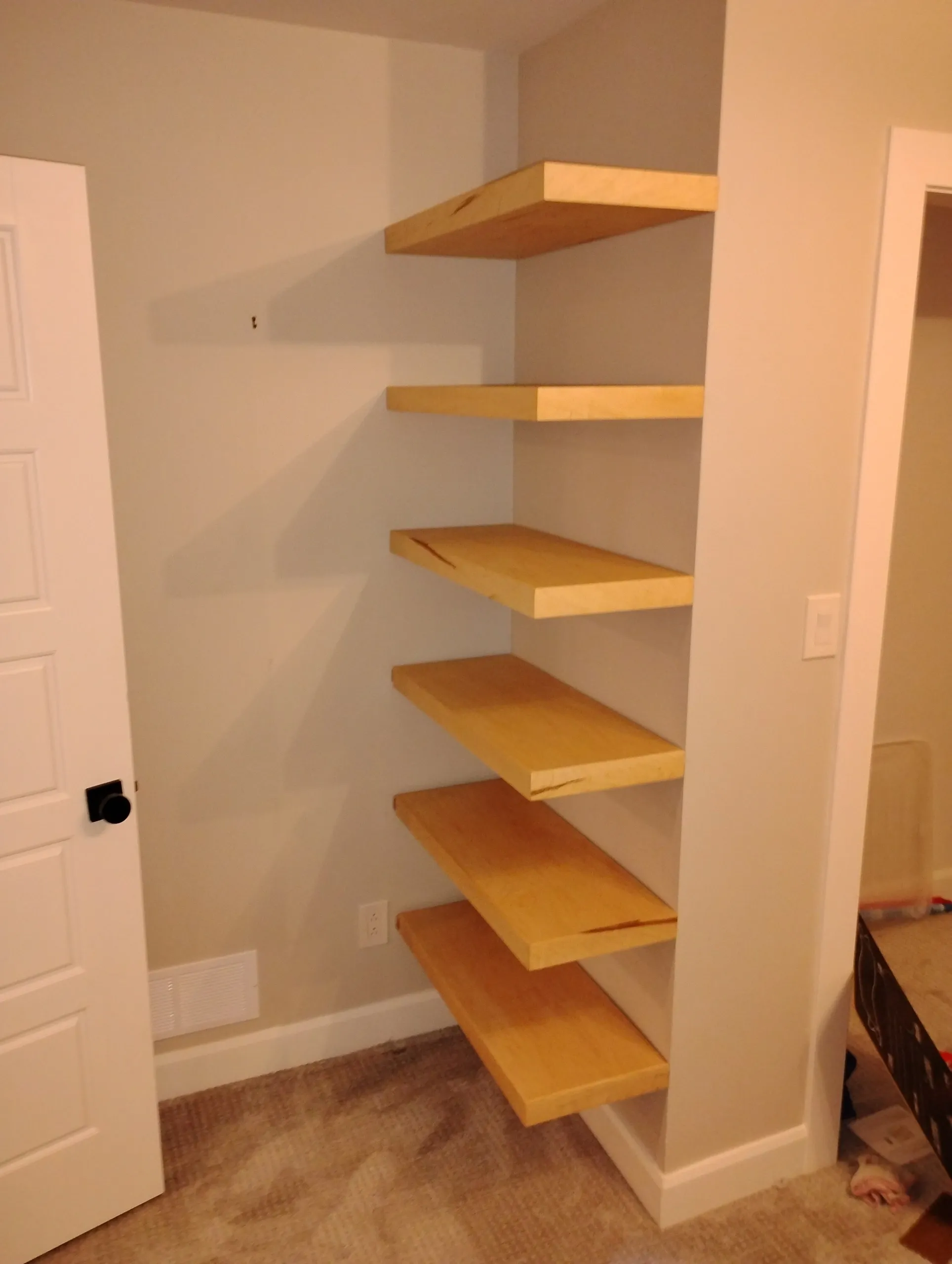 Custom.Floating.Shelves2